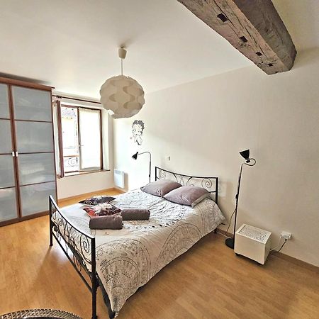 Triplex Sisley - Maison Atypique Avec Cour Exterieure Moret-sur-Loing Luaran gambar